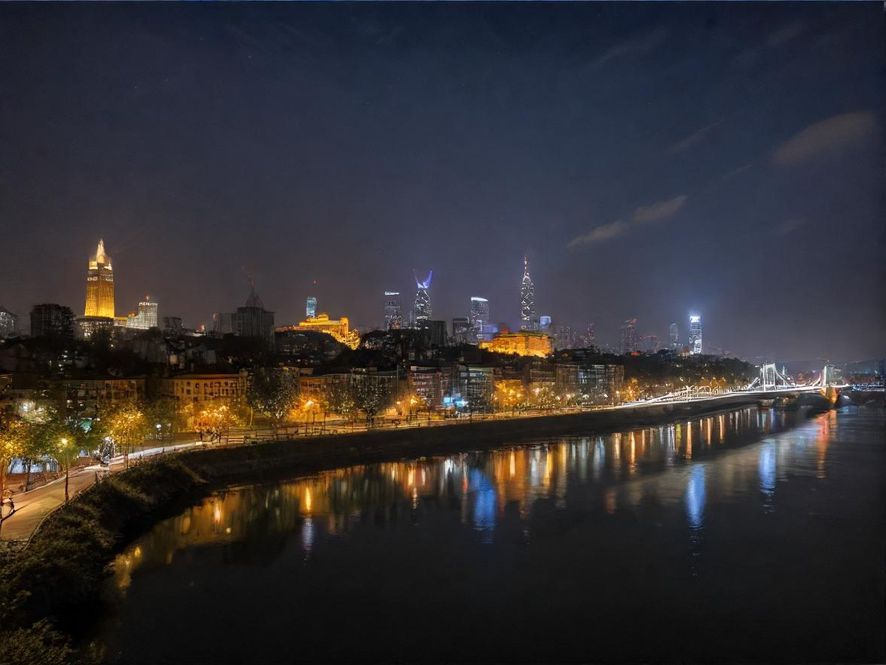 广州夜景下充满梦幻灯光的休闲娱乐场所,广角镜头捕捉了其独特魅力,让人心生向往。