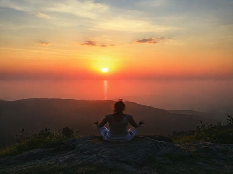 Meditação ao pôr do sol
